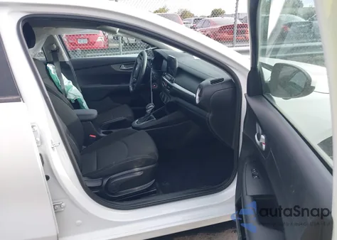 2021 Kia Forte Fe from USA, damaged, VIN 3KPF24AD2ME266274